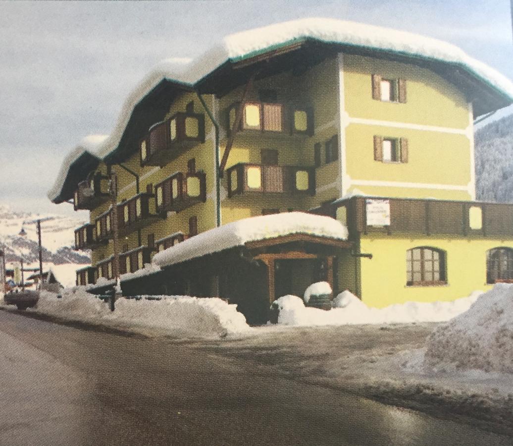Hotel Tosa Madonna di Campiglio Exterior photo